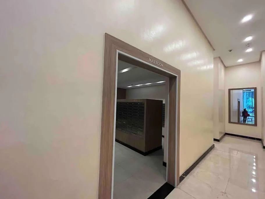 1-Bedroom Glass View Suite Beside Grand Hyatt Bgc Manila Philippines