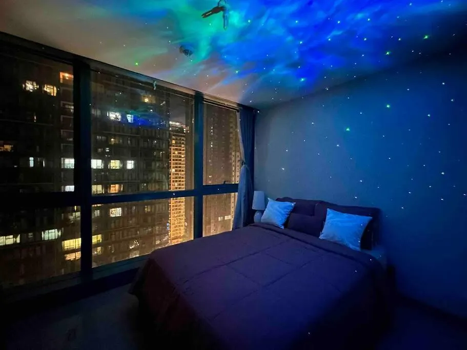 1-Bedroom Glass View Suite Beside Grand Hyatt Bgc Manila Philippines