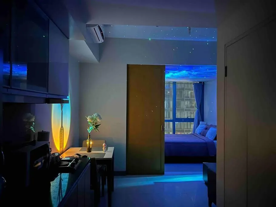 1-Bedroom Glass View Suite Beside Grand Hyatt Bgc Manila Philippines