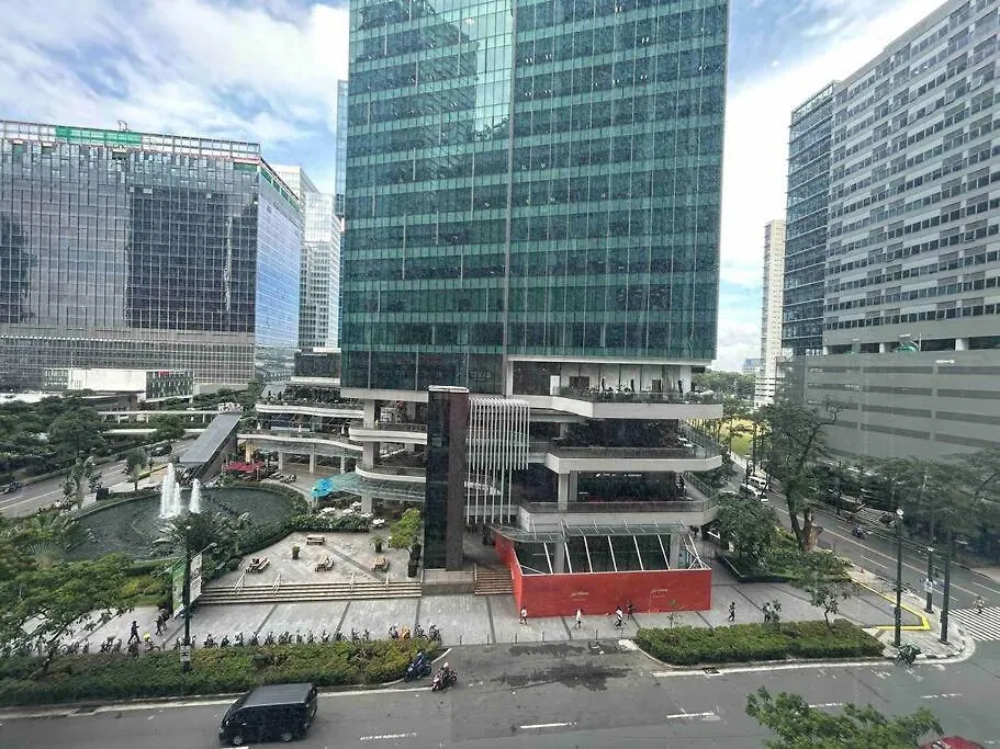 1-Bedroom Glass View Suite Beside Grand Hyatt Bgc Manila Apartment