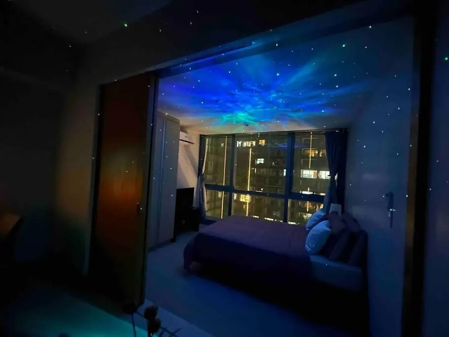 1-Bedroom Glass View Suite Beside Grand Hyatt Bgc Manila