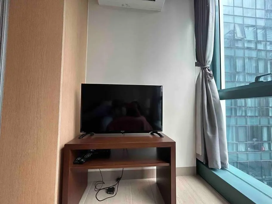 1-Bedroom Glass View Suite Beside Grand Hyatt Bgc Manila 0*,  Philippinen